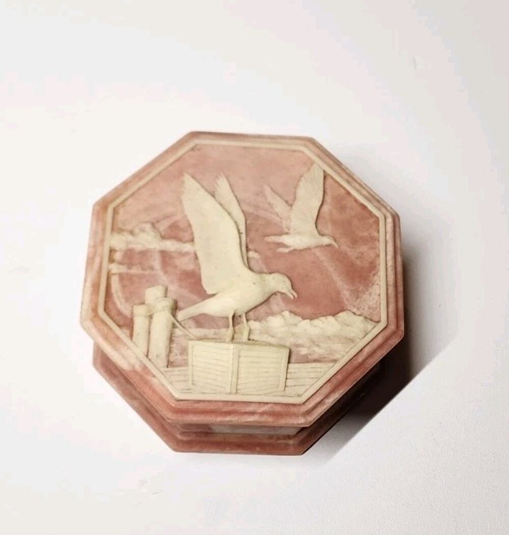 Vnt Incolay Trinket Box Jewlery Stone Pink & White Seagull On The Pier Large